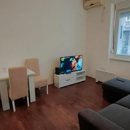 Zeleni Venac & Belgrade